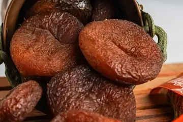 Kükürtlü Kayısı mı Gün Kurusu mu Hangisi Sağlıklı?